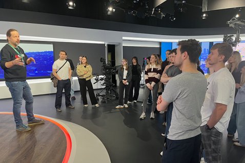 Jak to chodí v televizi: studenti MUP navštívili všechny tři celoplošné stanice
